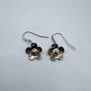 Vintage Floral Sterling silver earrings with gold 10k carpel